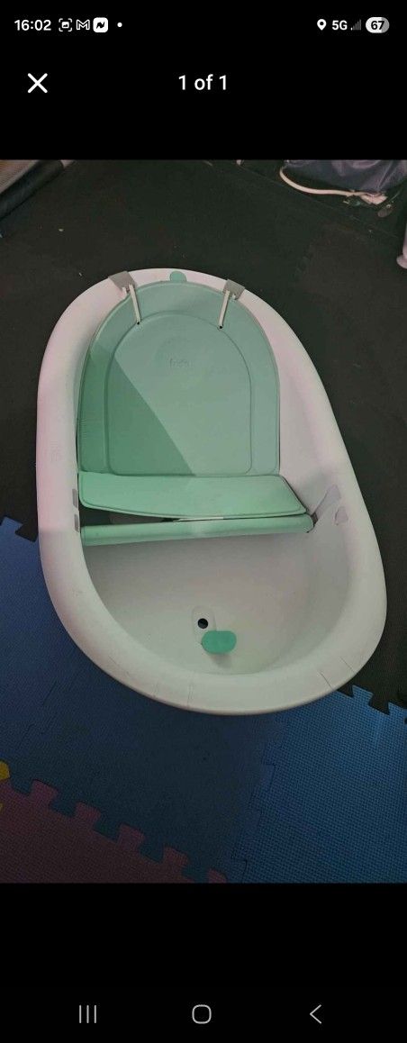 Fridamom Grow With Me Bathtub