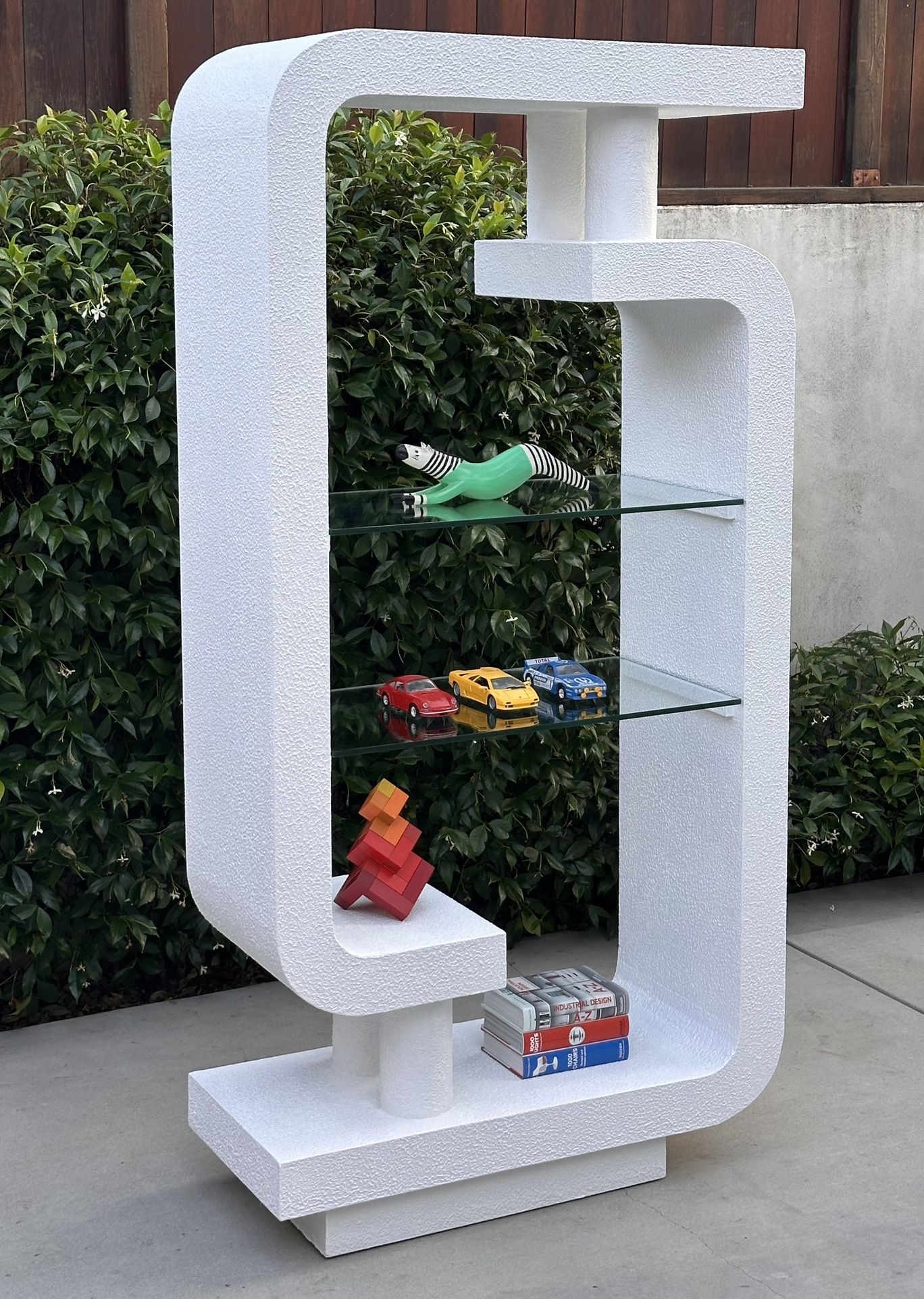 1980s Vintage Postmodern Etagere