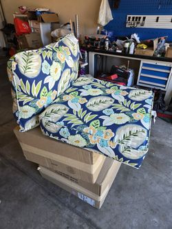 3 Outdoor couch cushions. Seats and backs