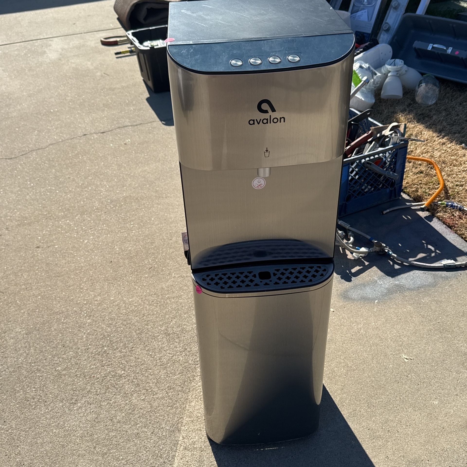 Water Dispenser