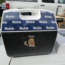 Modelo Branded IGLOO Cooler
