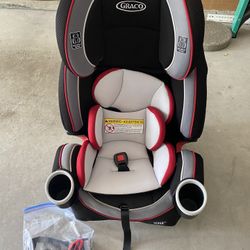 Grace Forever Car seat. Manufactured 2016 for Sale in Edgewood WA OfferUp