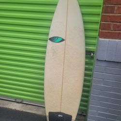 Surfboard - 6'11 (Superbrand)