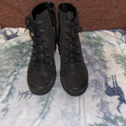 Unr8ed High Heeled Boots 