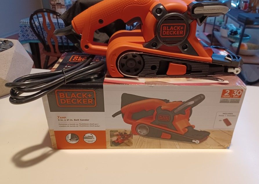 New!Black & Decker 7 Amp 3X21 in. Belt Sander