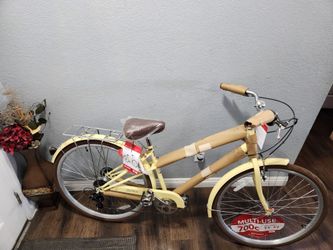 Schwinn Bike Aluminum Admiral 700 28 7 Speed New Ready To Ride good condition I'm located walnut and Craig check my page