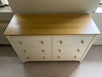 6-Drawer Dresser
