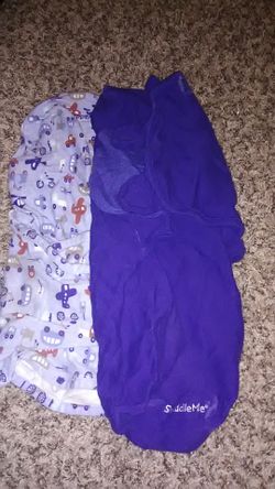 Swaddlers size small