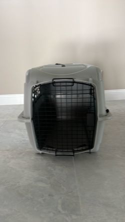 Large Plastic Pet Travel Crate