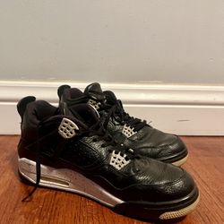 Jordan 4 Retro