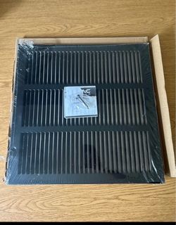 Black vent 16x16