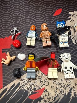 LEGO Minifigures Mixed Lot with Accessories
