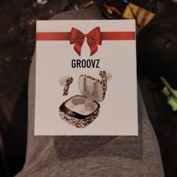 GROOVZ EARBUDS