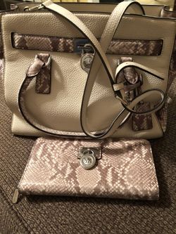 MK brand hand bag and matching wallet
