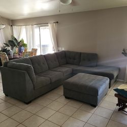 Sectional Couch with Ottoman