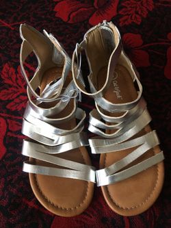 Girl shoes