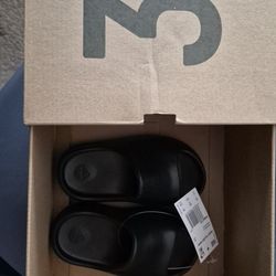 Yeezy Adidas Slides