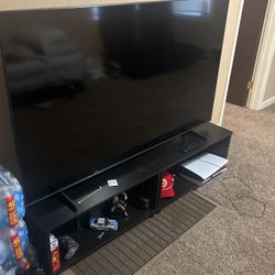 70 Inch Samsung TV 