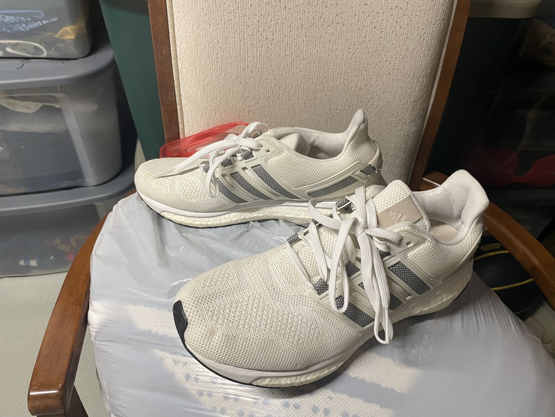 Size 10 Adidas Ultraboost