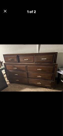 9 drawer dresser and matching mirror