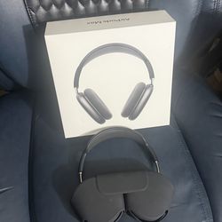 Apple AirPods Max – Excellent Condition – Original Box