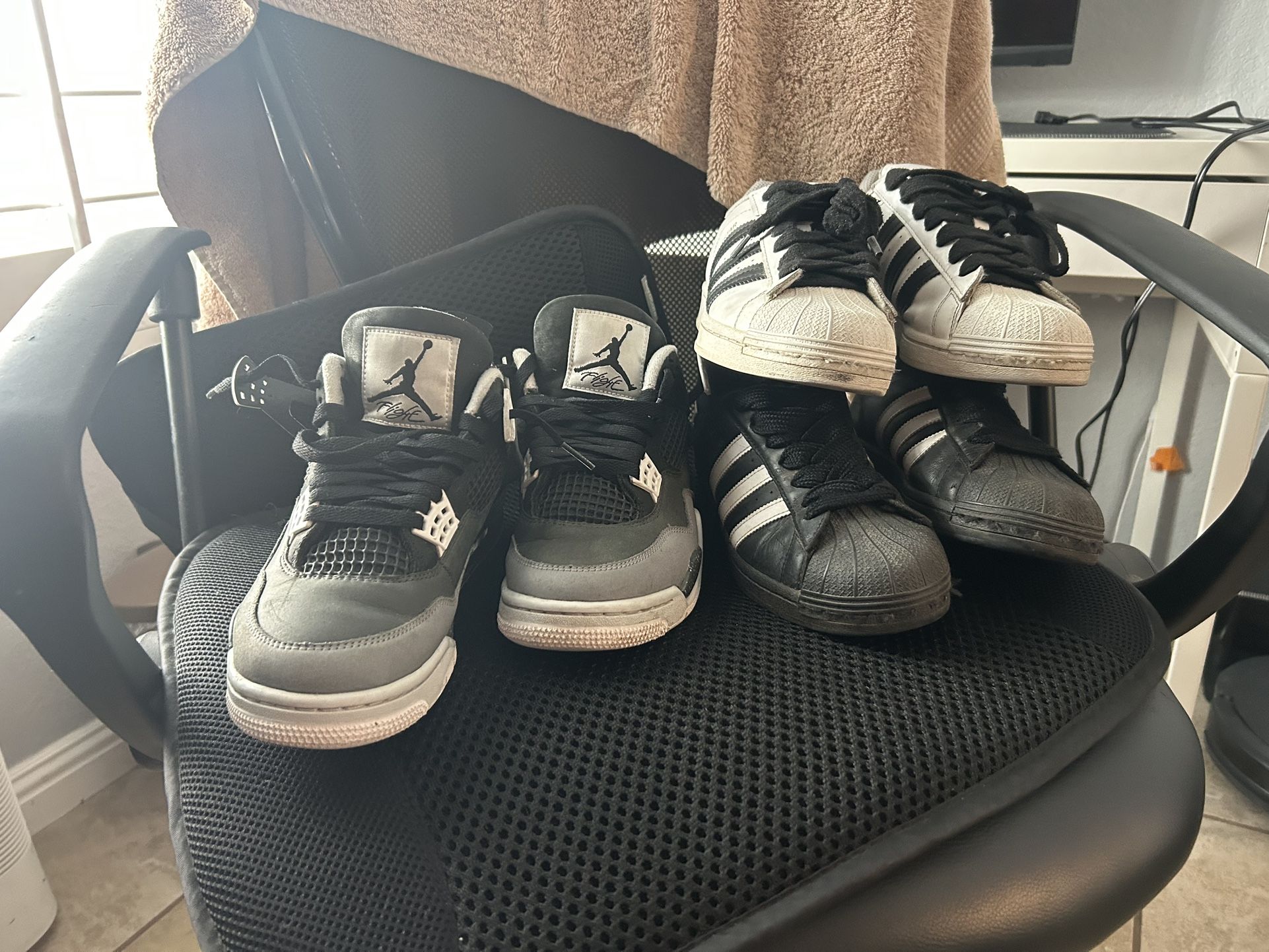 Jordan 4 Fears, Superstars Black And White