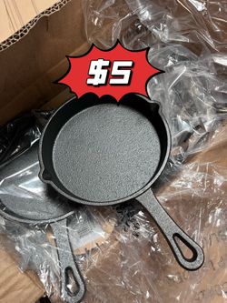 ❤️$5❤️ HAWOK Cast Iron mini skillet mini pie pan Dia.5.3 inch Pre-seasoned Round  Pick up is in the East Los Angeles 90032 El Sereno Neighborhood. Bet