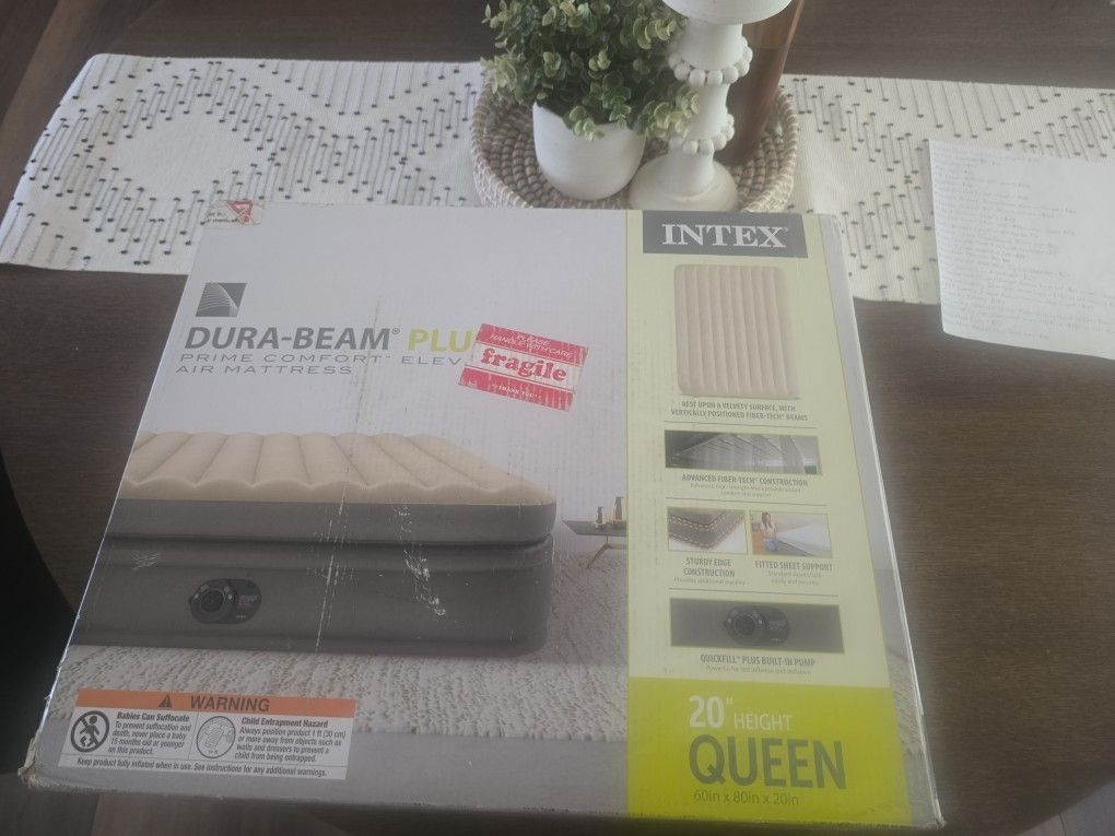 Brand New Intex Queen Dura-Beam Plus Air Matress. Cash Only. Pickup Or Meetup Only.