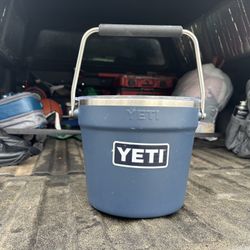 Yeti Bucket Cooler