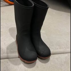 Kids rain boots Size 1