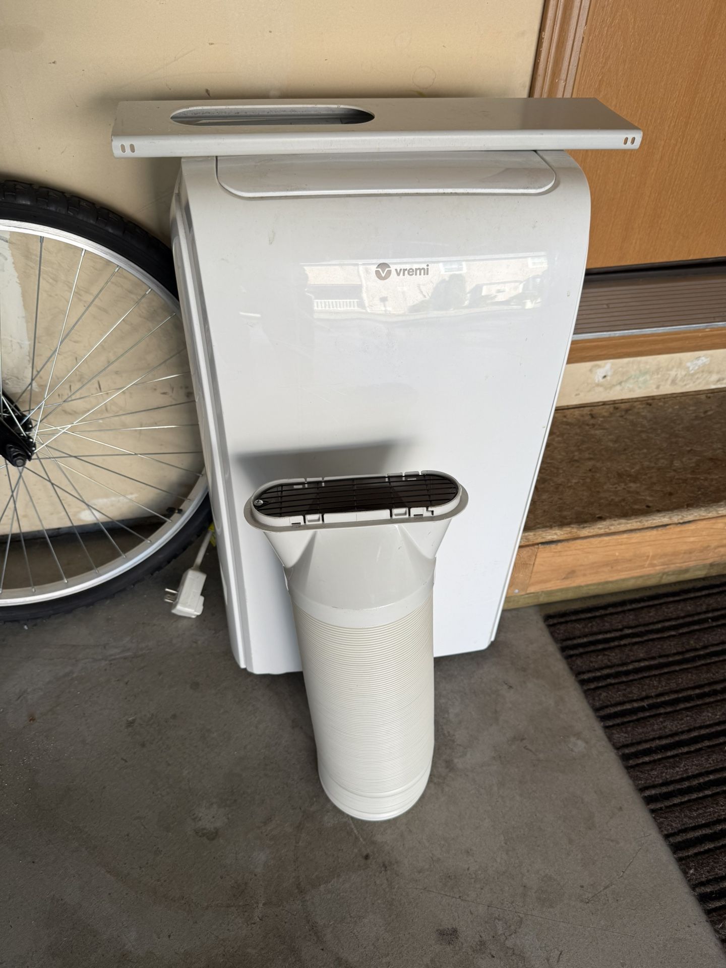Vermi Portable AC