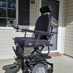 Quantum HD Wheelchair