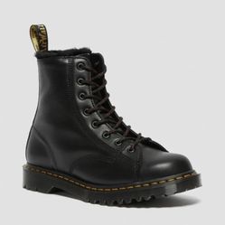 Dr Martens Barton Boot US M4, L5