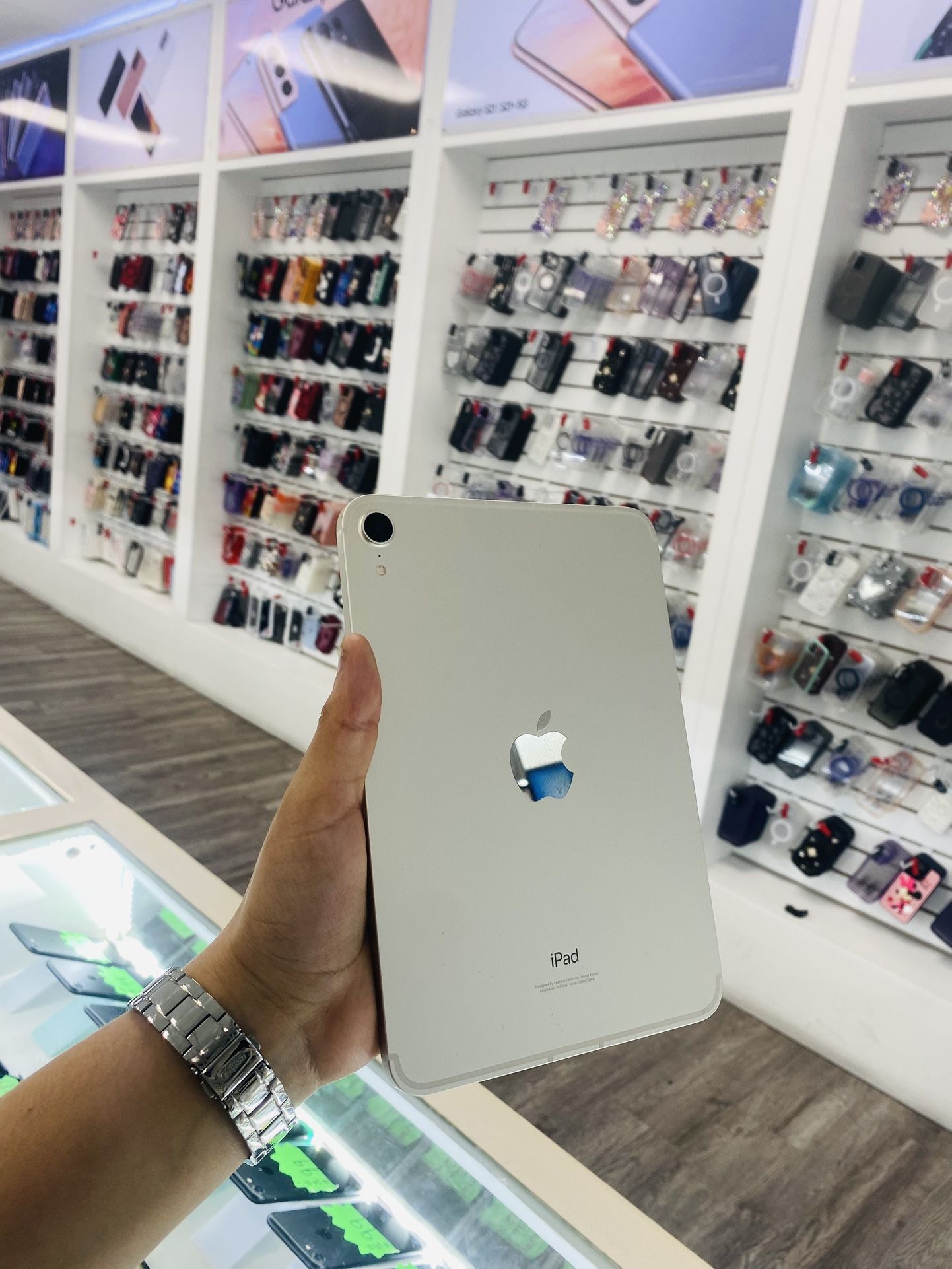 iPad Mini 6th gen 64GB Wi-Fi LTE