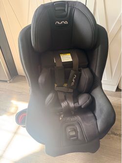 Nuna Rava Carseat