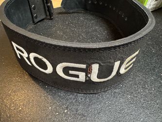 Rogue 10mm Lifting Belt. Size MEDIUM. USED