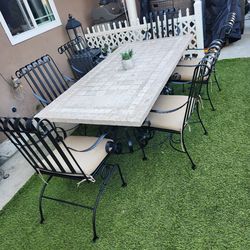 Patio Set/ Outdoor Furniture Dining Table And Chairs