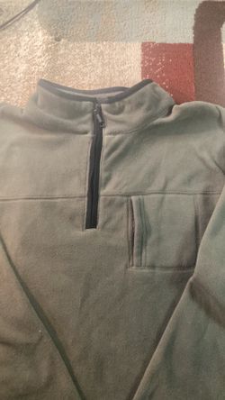 New Men’s Size M Athletech Long Sleeve SweatShirt