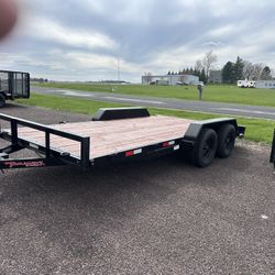 2025 Tomahawk Trailer 82"W X 16'L