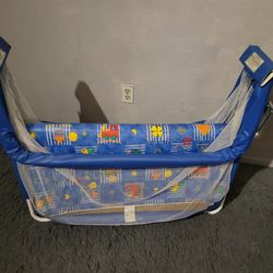 Play Pen $30 OBO- No Pets Nice Room For Baby To Move Around In