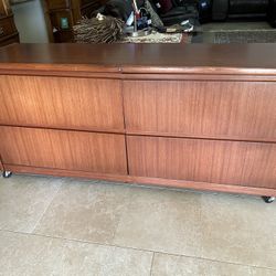 Locking Wooden Filing Cabinet On Wheels