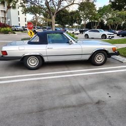 1985 Mercedes-Benz 380