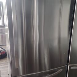 LG BOTTOM FREEZER Refrigerator !!! Comes With Warranty !! 