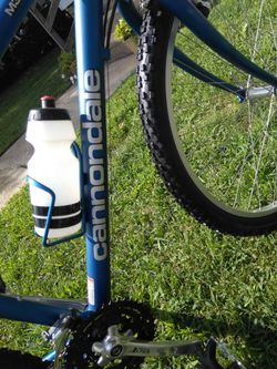 Cannondale handmade mountain bike very nice