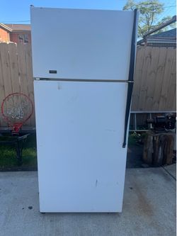 Poper refrigerator