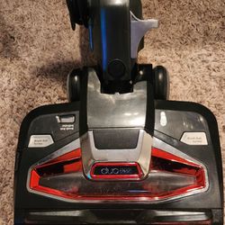 SHARK VACUUM. IN GREAT SHAPE, MECHANICALLY SOUND AND IT LOOKS GREAT 