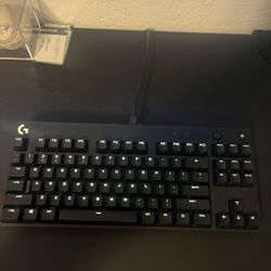 Logitech G-Pro Mechanical Keyboard In Excellent Condition Mx Blue Switches 