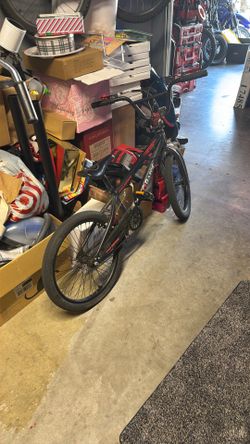 Razor Pro Series Bicycle