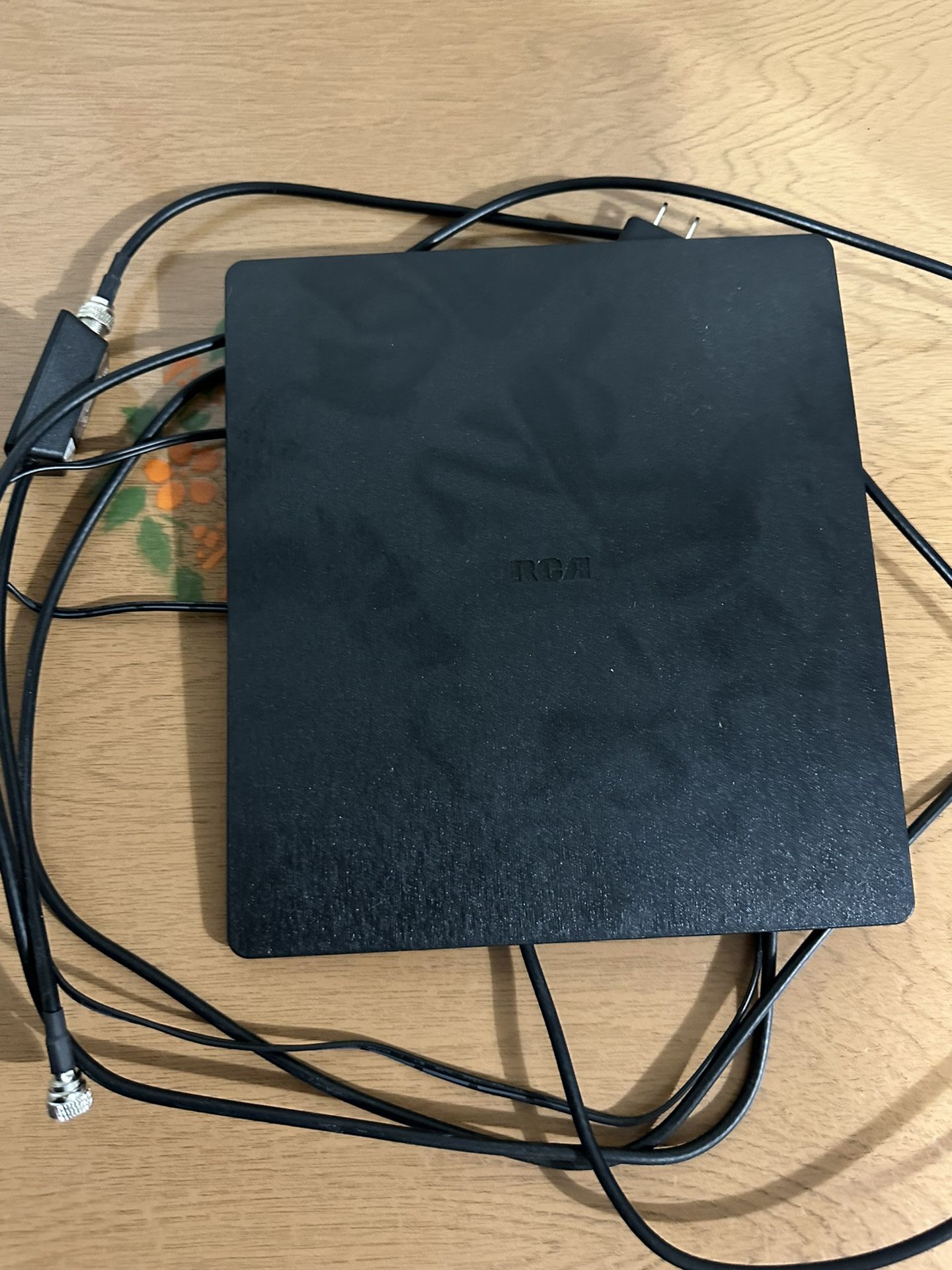 Digital RCA Antenna