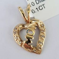 10k Gold Diamond "mom" Pendant